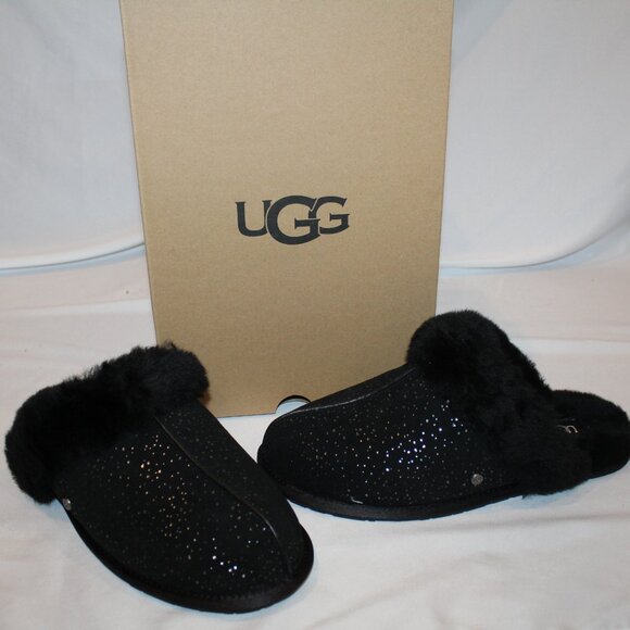 NIB UGG WOMEN'S SCUFFETTE METALLIC SPOTS BLACK SUEDE SHEARLING LINED SLIPPERS - Picture 2 of 8